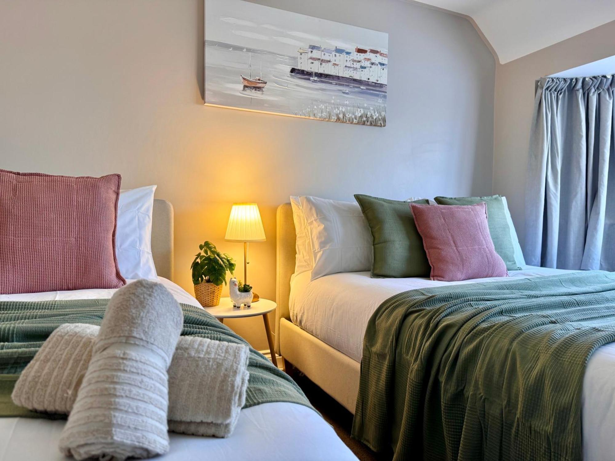 Splendid 2bed For Family 30mi To Ldn Apartamento Londres