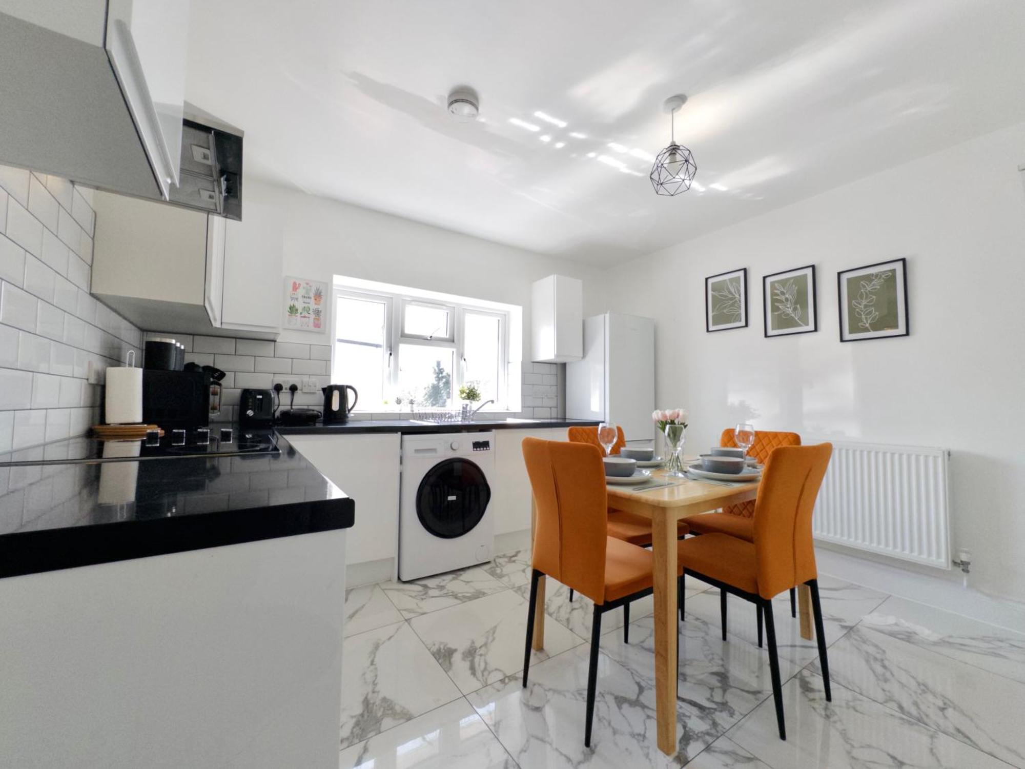 Splendid 2bed For Family 30mi To Ldn