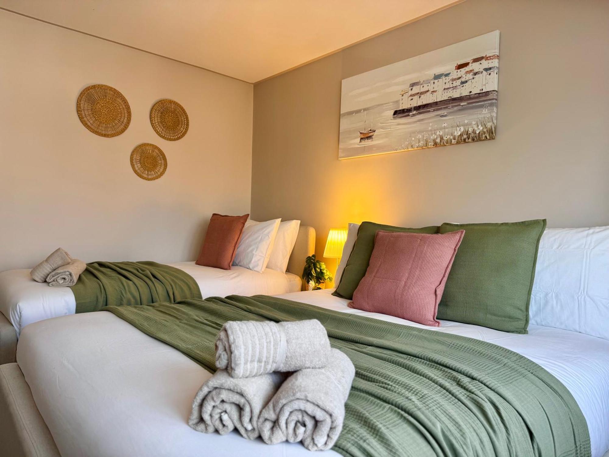 Splendid 2bed For Family 30mi To Ldn *