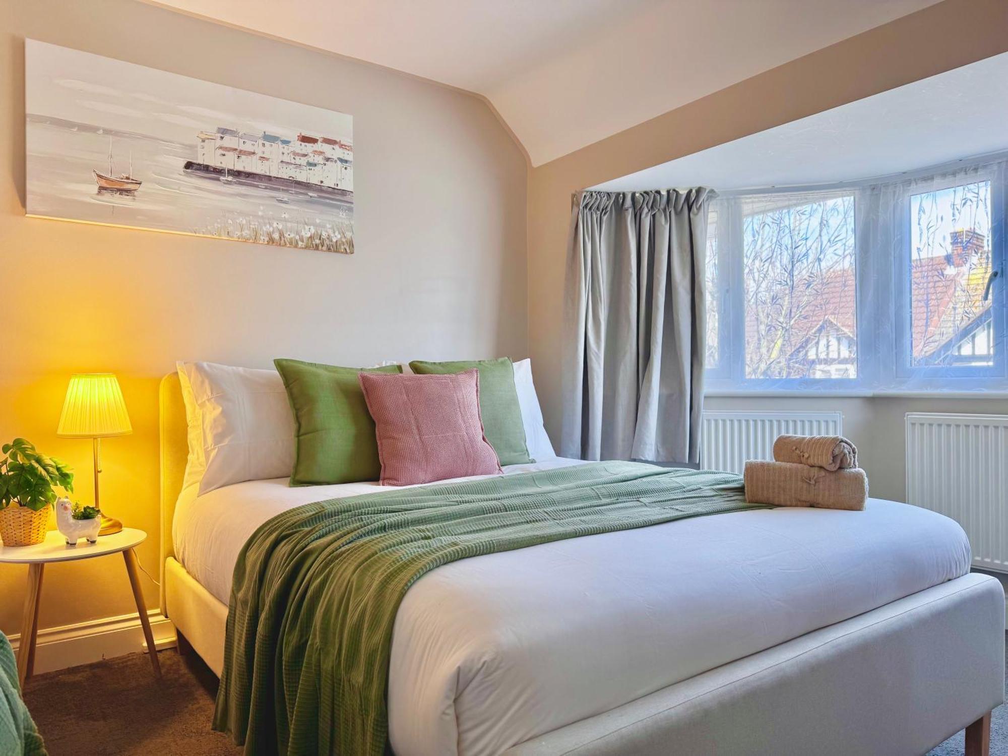 Splendid 2bed For Family 30mi To Ldn *